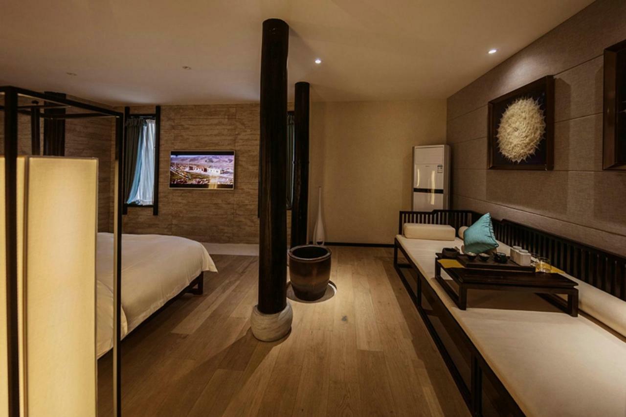 Lijiangl Hotel Liman Shenmiji Inn Лиджанг Екстериор снимка