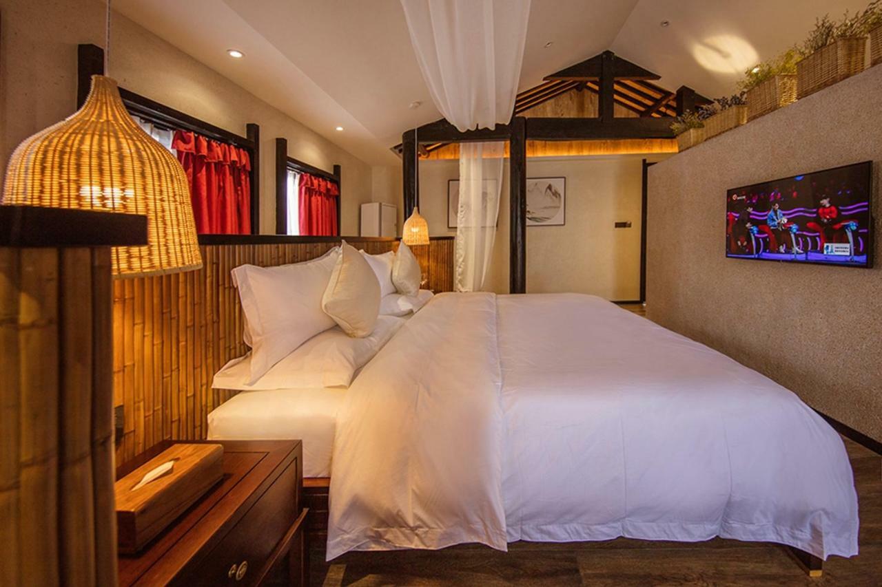 Lijiangl Hotel Liman Shenmiji Inn Лиджанг Екстериор снимка